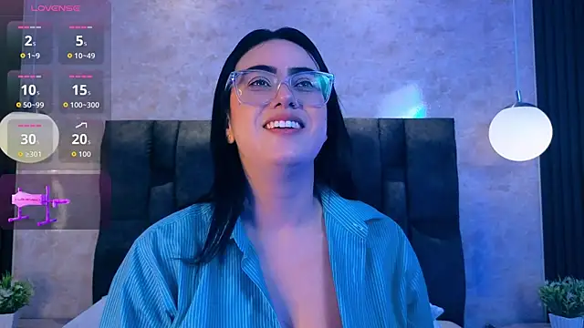 vicky grey online show from April 1, 2026, 2:14 pm