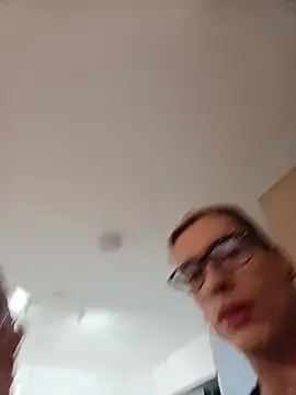 zoe hugeboobs online show from February 21, 2026, 12:06 pm