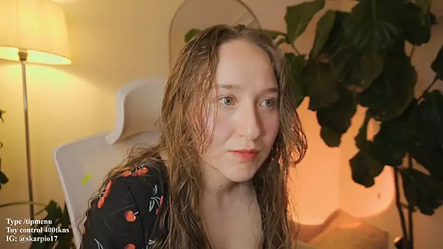 Snapshot of Scarlett_NoirMuse chatting on February 5, 2026, 11:09 pm Scarlett NoirMuse online show from February 5, 2026, 11:09 pm