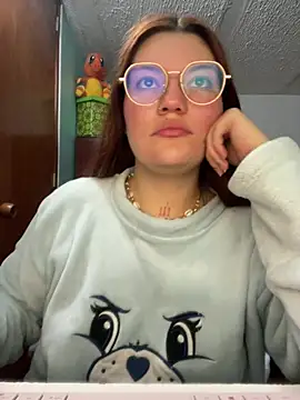 Vixroy7 online show from April 12, 2026, 12:04 am