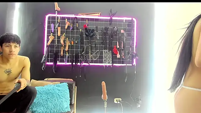 Slave Melany bdsm online show from May 19, 2026, 1:17 pm