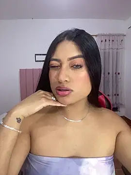 Snapshot of GabrielaZuluaga chatting on February 6, 2026, 4:50 am GabrielaZuluaga online show from February 6, 2026, 4:50 am