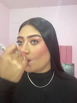 GabrielaZuluaga online show from April 14, 2026, 8:15 pm