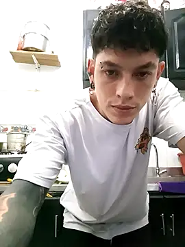 blackninja66 online show from April 7, 2026, 6:41 pm