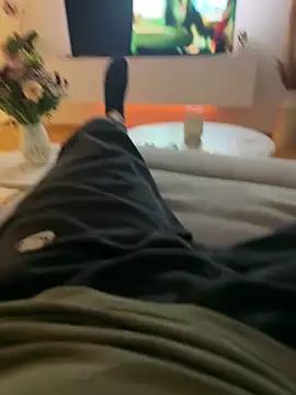 tony3729 online show from April 1, 2026, 7:44 pm