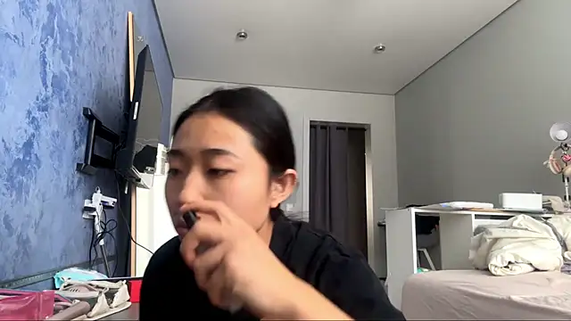 Snapshot of SweetMiaXO chatting on February 5, 2026, 4:06 am SweetMiaXO online show from February 5, 2026, 4:06 am