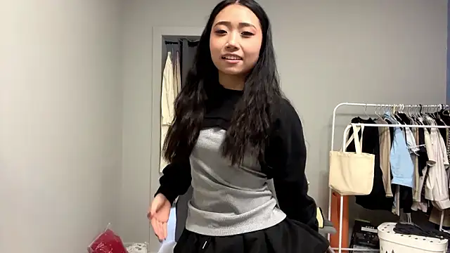 SweetMiaXO online show from March 7, 2026, 10:23 am