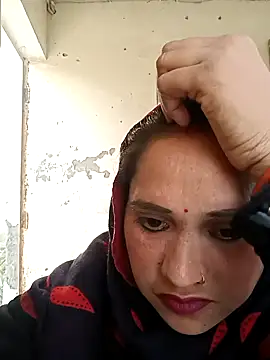 Snapshot of Cute-karisma1234 chatting on February 11, 2026, 2:16 am Cute-karisma1234 online show from February 11, 2026, 2:16 am