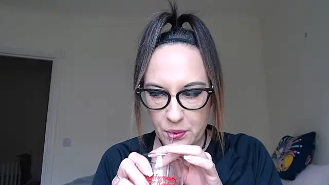 PsychicDominatrix online show from February 13, 2026, 1:40 pm