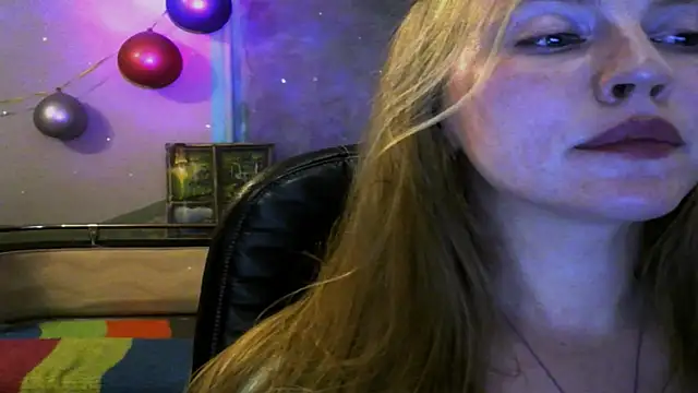 Space Girls 699 online show from June 6, 2026, 4:23 pm