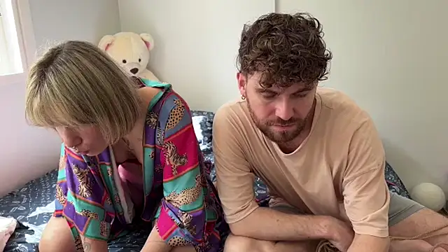 DomAtHome online show from April 9, 2026, 3:17 pm