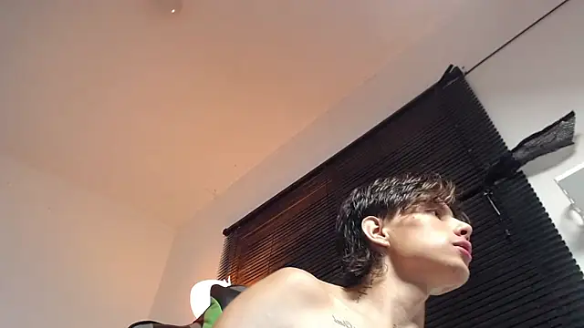 Snapshot of Didi_hard chatting on February 3, 2026, 2:53 am Didi hard online show from February 3, 2026, 2:53 am