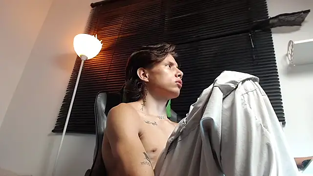 Snapshot of Didi_hard chatting on February 3, 2026, 6:40 am Didi hard online show from February 3, 2026, 6:40 am