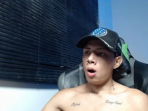 Snapshot of Didi_hard chatting on February 13, 2026, 8:10 am Didi hard online show from February 13, 2026, 8:10 am