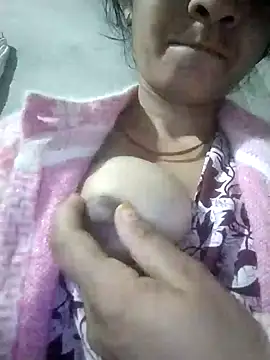 Nasrjfjfjy5578 online show from February 23, 2026, 10:51 pm