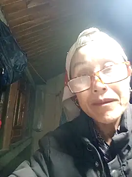 yoyosexy11 online show from February 25, 2026, 1:10 pm