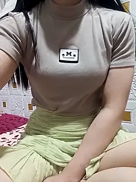 Snapshot of Kowew-nkie chatting on February 19, 2026, 1:12 am Kowew-nkie online show from February 19, 2026, 1:12 am