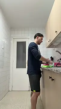 Snapshot of Massimo_Fiore chatting on February 4, 2026, 10:10 am Massimo Fiore online show from February 4, 2026, 10:10 am