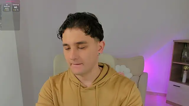 Snapshot of Massimo_Fiore chatting on February 6, 2026, 11:08 pm Massimo Fiore online show from February 6, 2026, 11:08 pm