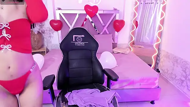 Snapshot of JENNA_TAY1 chatting on February 14, 2026, 7:21 pm JENNA TAY1 online show from February 14, 2026, 7:21 pm