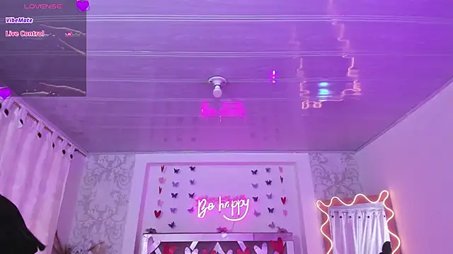 Snapshot of JENNA_TAY1 chatting on February 25, 2026, 7:01 pm JENNA TAY1 online show from February 25, 2026, 7:01 pm