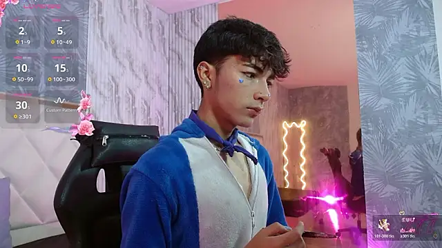 Snapshot of osamu_tay chatting on February 15, 2026, 12:03 pm osamu tay online show from February 15, 2026, 12:03 pm