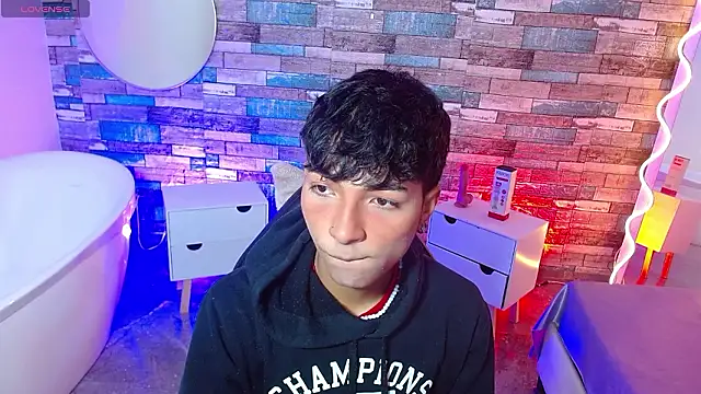 osamu tay online show from March 13, 2026, 11:50 am