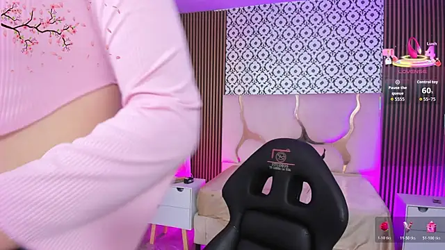 NOOAH TAY online show from April 14, 2026, 11:49 am