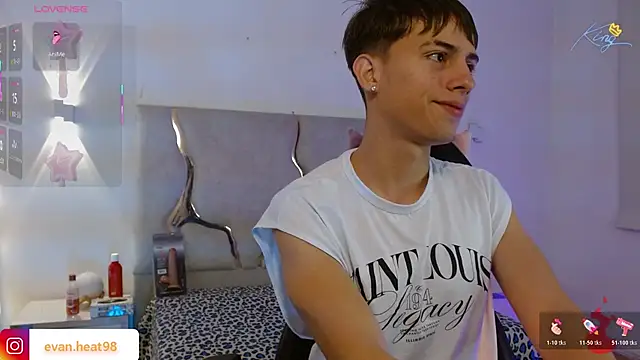 Snapshot of EVAN_TAY chatting on February 9, 2026, 3:10 am EVAN TAY online show from February 9, 2026, 3:10 am