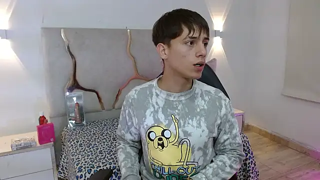 Snapshot of EVAN_TAY chatting on February 28, 2026, 3:07 am EVAN TAY online show from February 28, 2026, 3:07 am