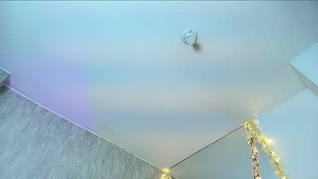 ValerySilva online show from March 8, 2026, 2:04 am