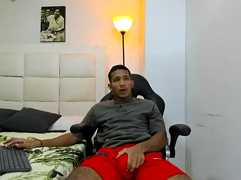 ricky spensar23cm  online show from February 10, 2026, 2:04 am