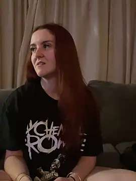 Snapshot of PoppySlut6999 chatting on February 9, 2026, 8:46 pm PoppySlut6999 online show from February 9, 2026, 8:46 pm