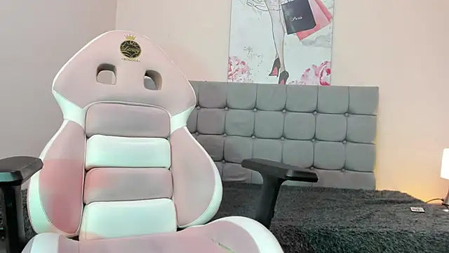 Dhalton x online show from April 12, 2026, 12:43 pm