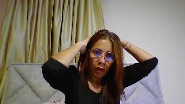 Snapshot of camila_star10 chatting on May 10, 2026, 12:16 am camila star10 online show from May 10, 2026, 12:16 am