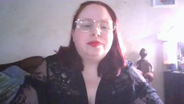 Snapshot of Sarahtjeuh_ chatting on February 24, 2026, 10:08 pm Sarahtjeuh online show from February 24, 2026, 10:08 pm