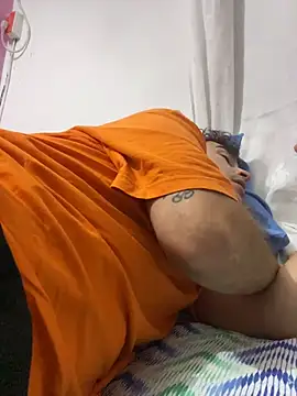 Snapshot of vanilla_Kush chatting on February 19, 2026, 4:52 am vanilla Kush online show from February 19, 2026, 4:52 am