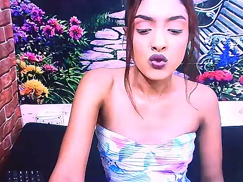 Snapshot of IndianPretty14u2Luv chatting on February 17, 2026, 8:48 pm IndianPretty14u2Luv online show from February 17, 2026, 8:48 pm