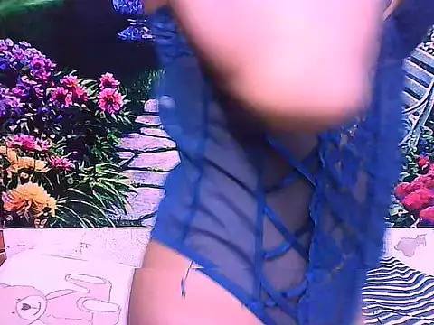 Snapshot of IndianPretty14u2Luv chatting on February 25, 2026, 5:17 am IndianPretty14u2Luv online show from February 25, 2026, 5:17 am