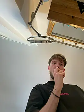 Snapshot of YoungSkinnyBoy20 chatting on February 15, 2026, 12:25 pm YoungSkinnyBoy20 online show from February 15, 2026, 12:25 pm