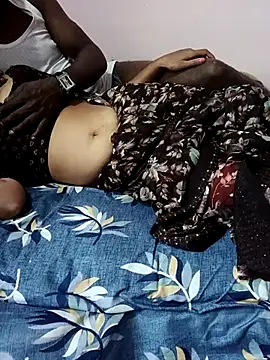 Snapshot of desicpl26 chatting on February 15, 2026, 11:19 am desicpl26 online show from February 15, 2026, 11:19 am