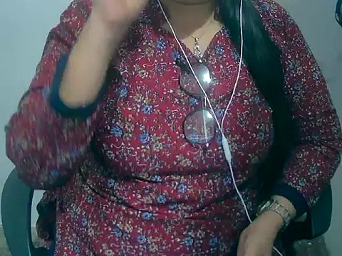 Cute Aliyaa online show from March 15, 2026, 9:37 am