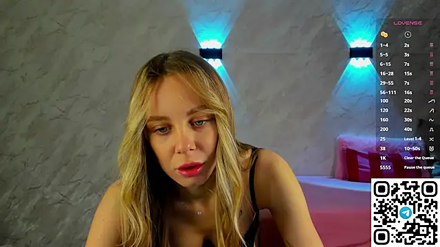 Tesssa Young online show from March 11, 2026, 1:00 am