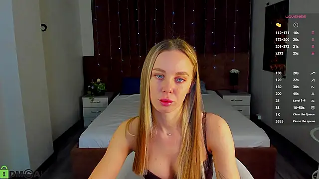 Tesssa Young online show from March 30, 2026, 12:55 am