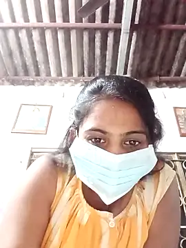 Snapshot of Priyanka__18 chatting on February 2, 2026, 5:55 pm Priyanka 18 online show from February 2, 2026, 5:55 pm