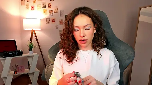 Snapshot of nexorine chatting on February 13, 2026, 12:23 pm nexorine online show from February 13, 2026, 12:23 pm