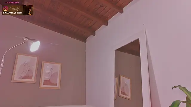 SalomeStorm  online show from June 10, 2026, 2:27 pm