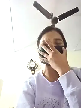 Mahira-- online show from February 16, 2026, 3:46 am