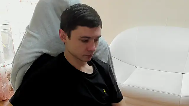 Alexmansuper online show from April 13, 2026, 11:59 am