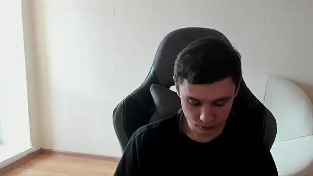 Alexmansuper online show from April 17, 2026, 10:18 am